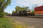NS 7698 takes train 10K East while NS 7555 holds on the siding